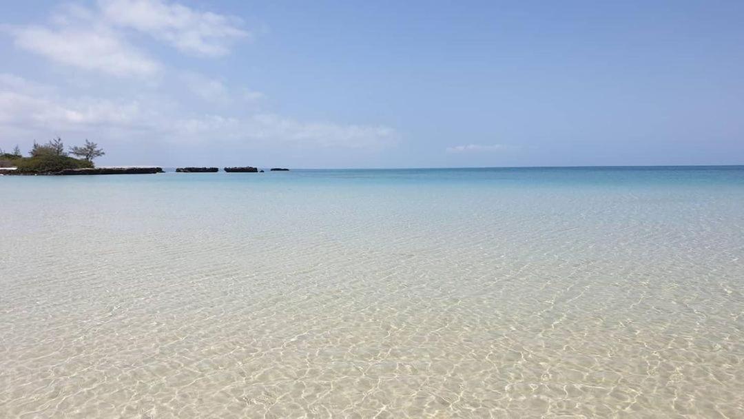 Dolphin Dhow Beach Safaris 维兰库卢什 外观 照片