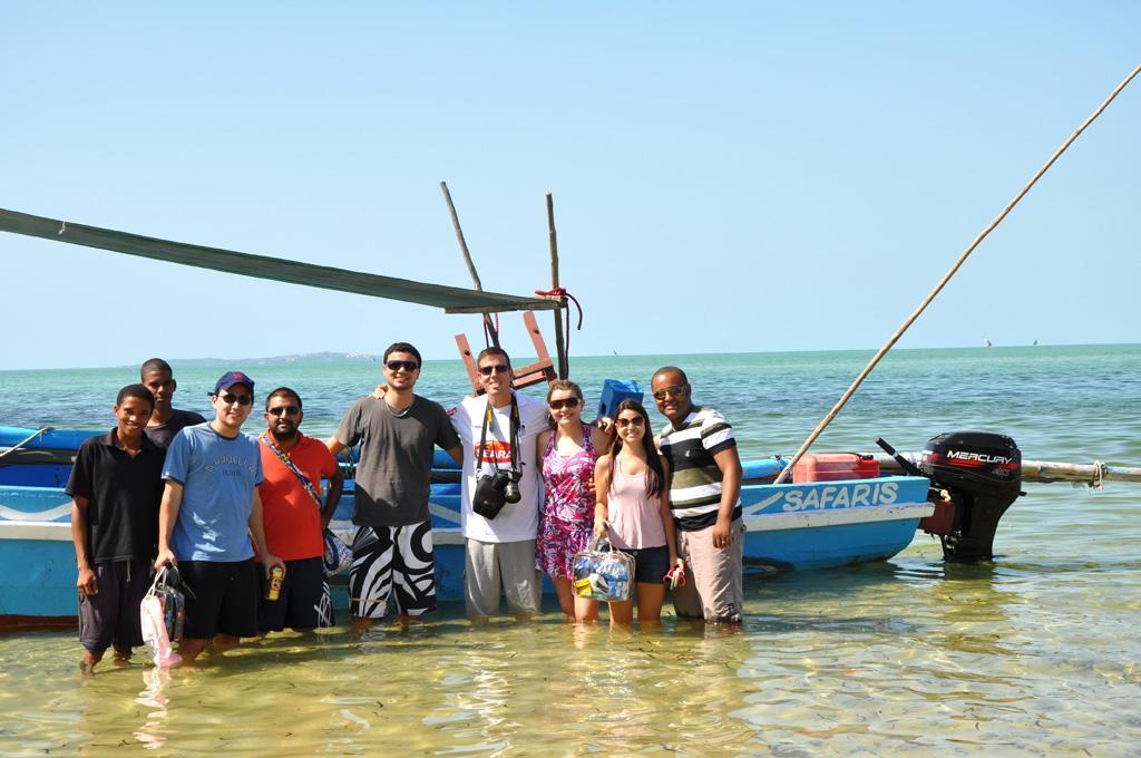 Dolphin Dhow Beach Safaris 维兰库卢什 外观 照片