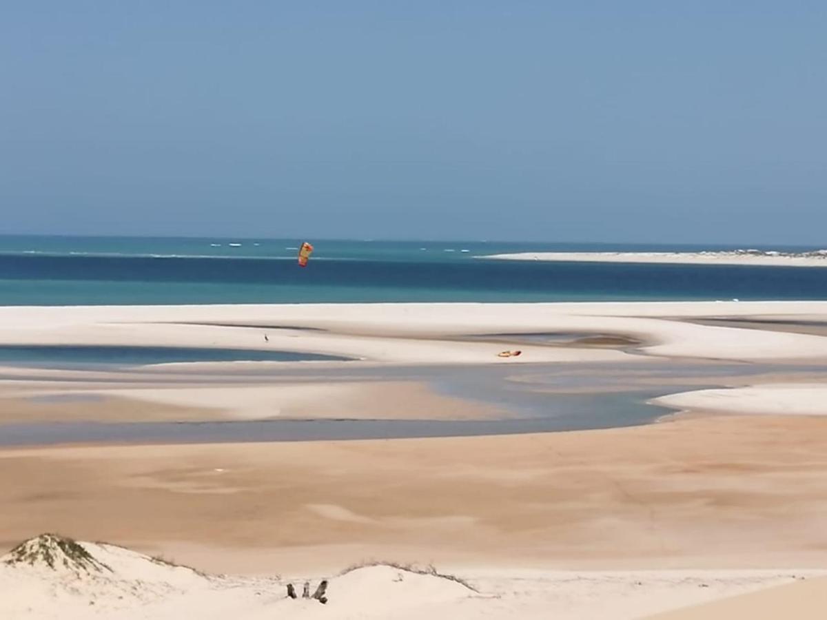 Dolphin Dhow Beach Safaris 维兰库卢什 外观 照片